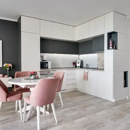 Apartment Queen's View 14-pools-near Botanic Garden *