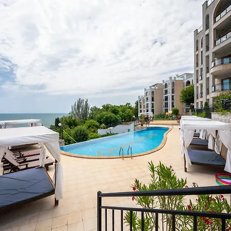 Appartamento Queen's View 14-near Botanic Garden Balchik