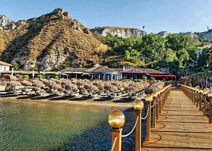 Queen's View 14-pools-near Botanic Garden Lejlighed Balchik